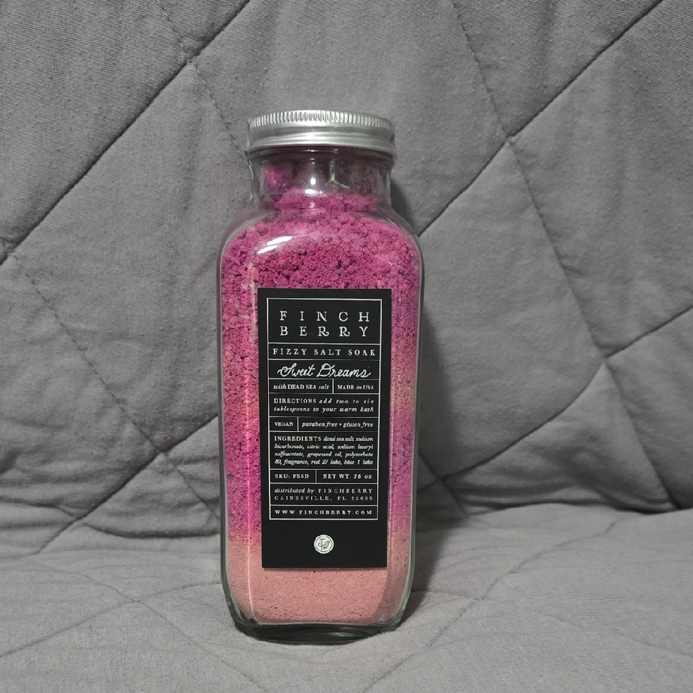 Finchberry Vegan Sweet Dreams Fizzy Salt Bath Soak - New & Sealed